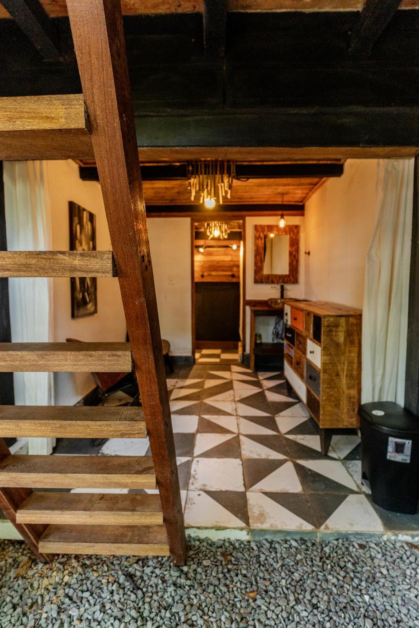 Hostel-island Paradise, Saboga And Noelia (adults Only) Hotel 5*