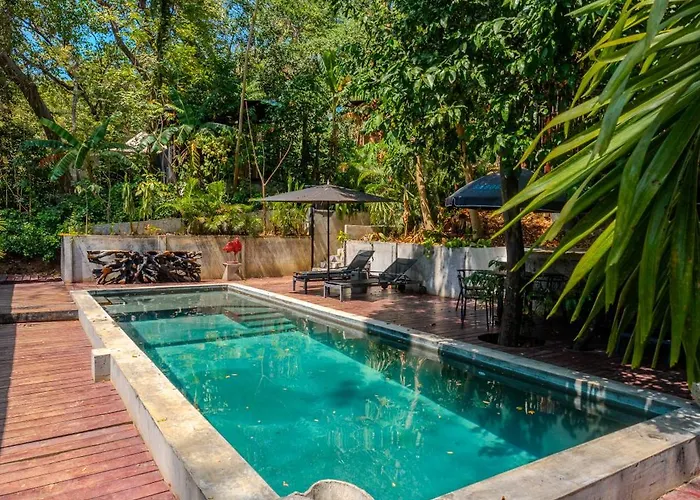 Hostel-Island Paradise, Saboga Lodge And Villa Noelia (Adults Only)